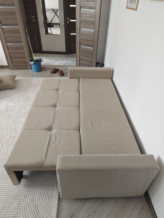 Стильный раскладной диван