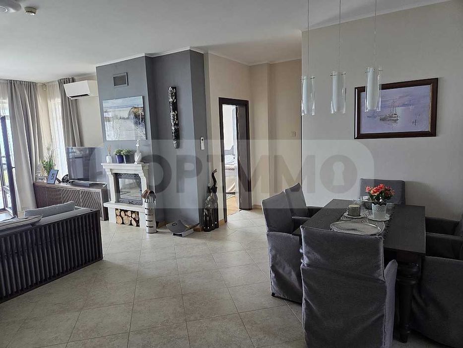 Продава се Четиристаен апартамент в с. Топола, Област Добрич - 216 кв.м за 827 €/кв.м - Снимка #6