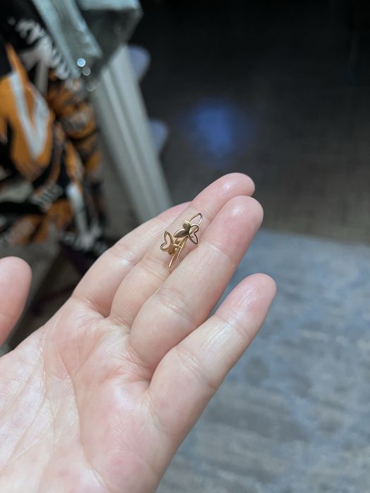 Серьги золотые детские очень красивые аккуратные