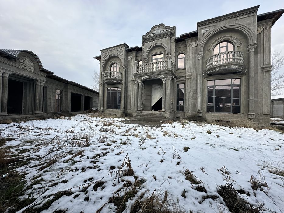 Мирзо Улугбек район Учхоз Геофизика продается частный дом 35 соток