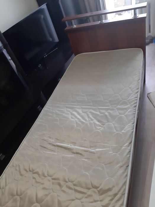 Кровать односпальная