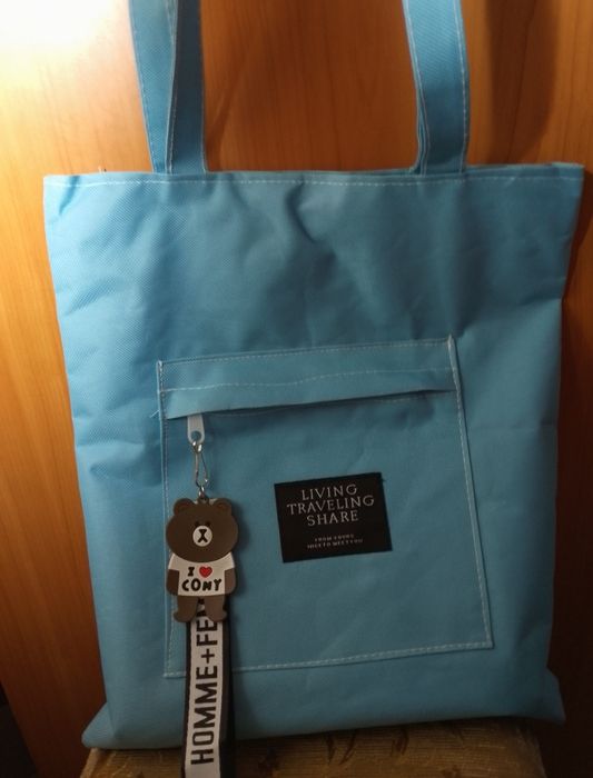 Детская сумка шоппер голубого цвета.