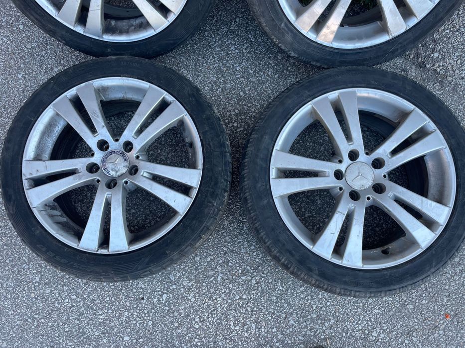 Гуми с джанти 225/45/17 за Mercedes-Benz