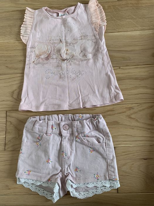 Комплект за момиче Mayoral тениска и дънкови къси панталонки 98