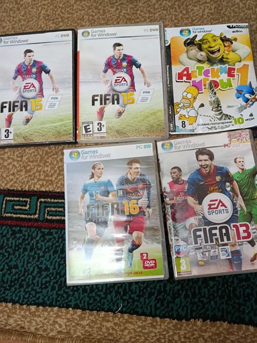 Oyin disk PC dvd 
2 ta (orta holatdagi) original + 2 ta oddy joystick