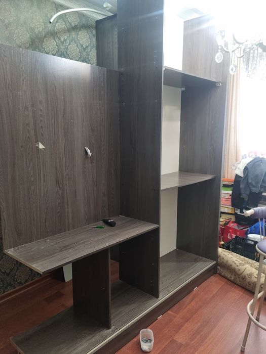 Продаётся шкаф купе на половину