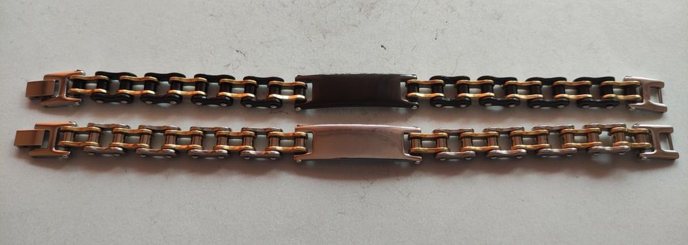 Мъжки гривни с плочка