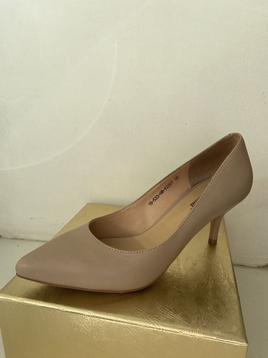 Туфли женские, 37 и 35 размер