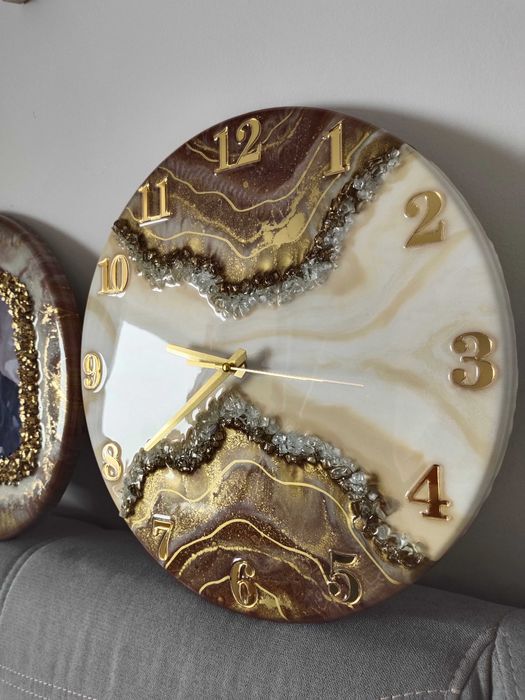 Настенные интерьерные часы