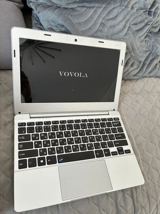 Продам ноутбук новый vivola