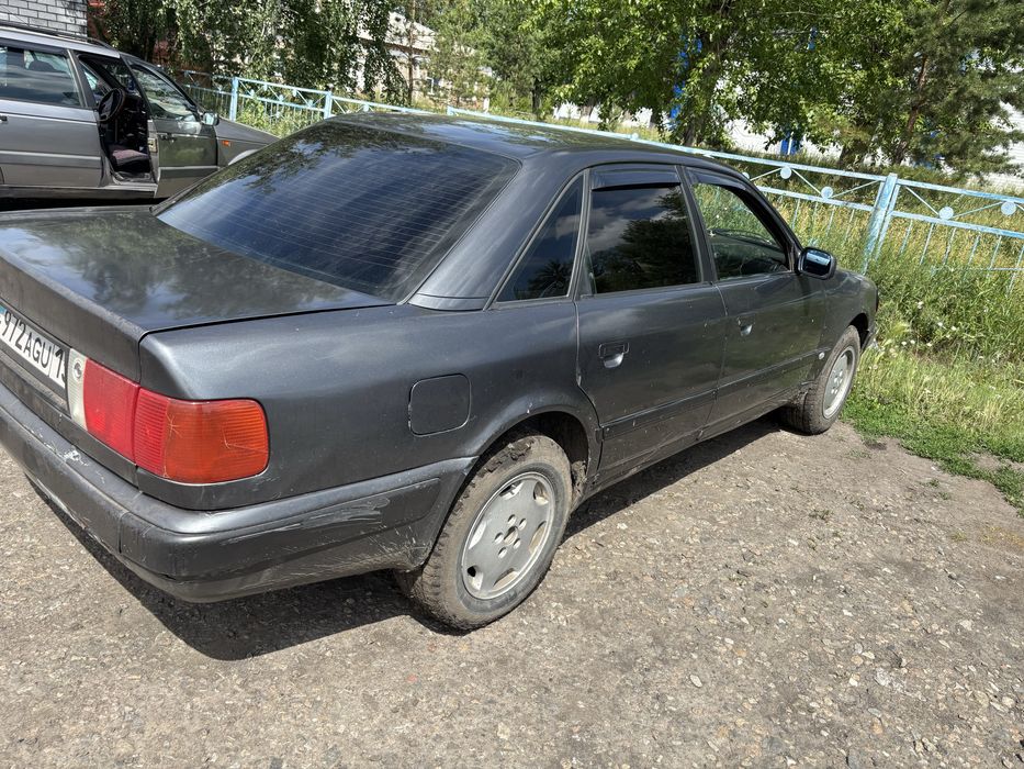 Продам ауди 100 с4 2,6 л механика