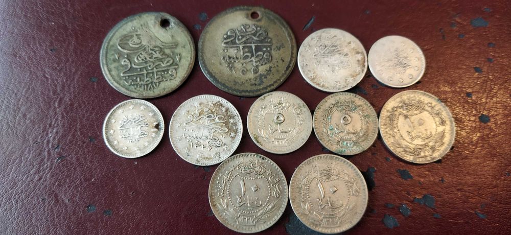 Стари сребърни туски монети