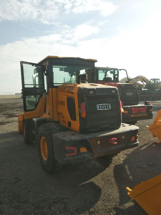 Погрузчик 0.3куб Ташкенте