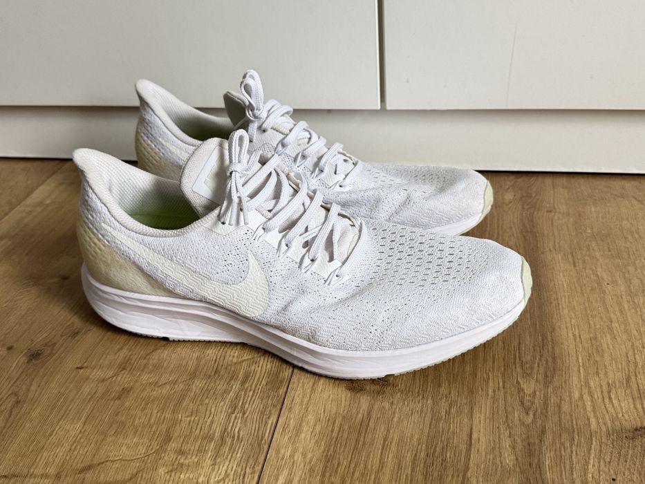 Nike Air Zoom Pegasus 35 Triple White