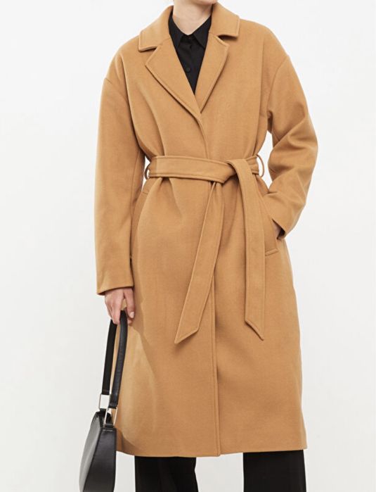 Новое пальто красивое