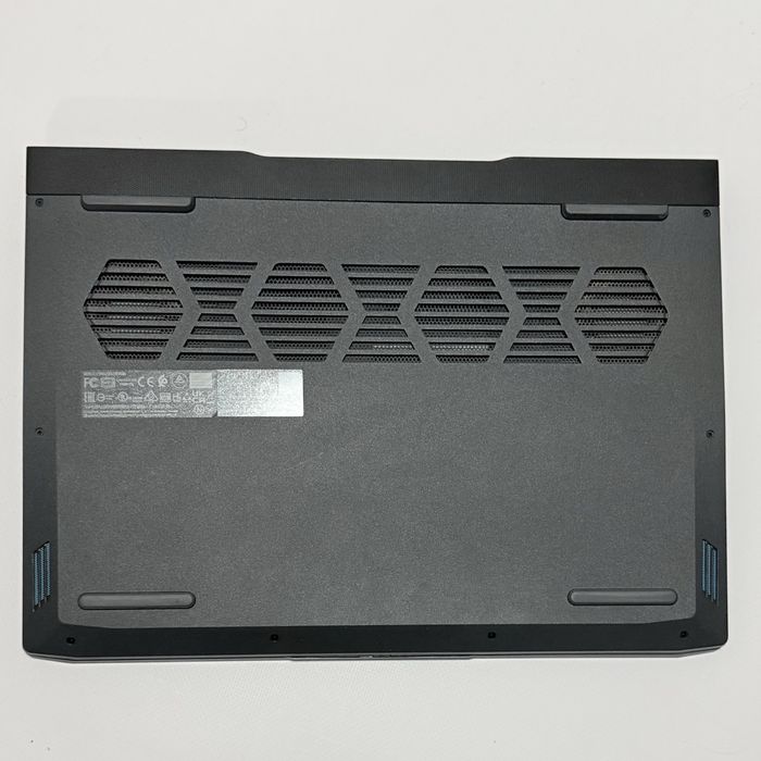 Lenovo Gaming 3/15,6” 120Hz IPS/Ryzen 5 6600H/RTX 3050/16GB DDR5/1TB