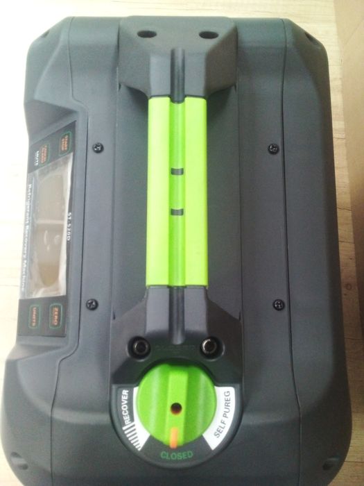 Станция за източване на фреони R32 R410 1234YF