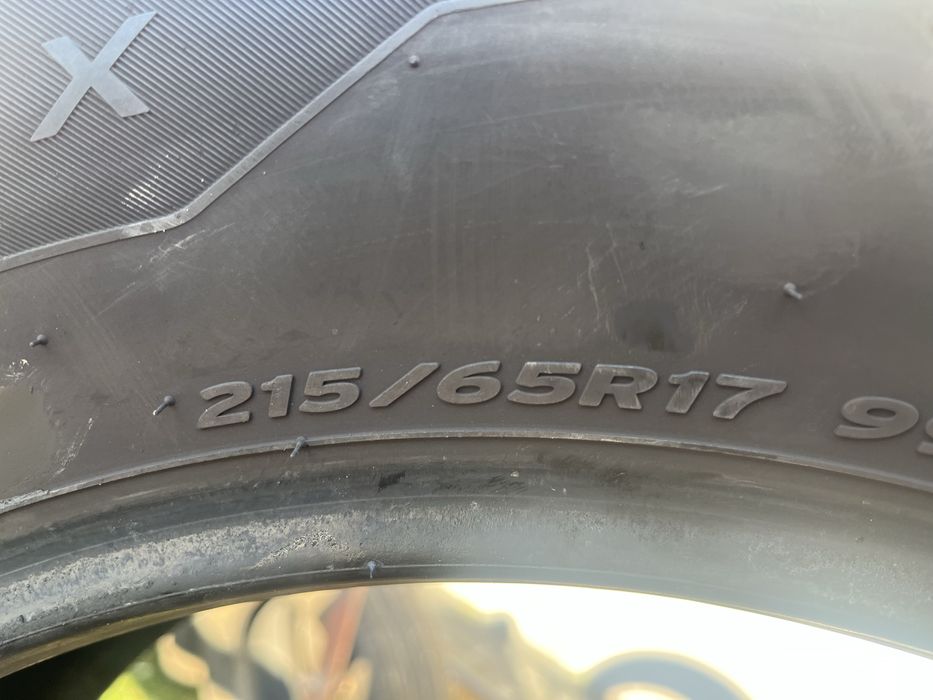 Vand anvelope de vara hankook 215 65 r 17- 500 lei setul