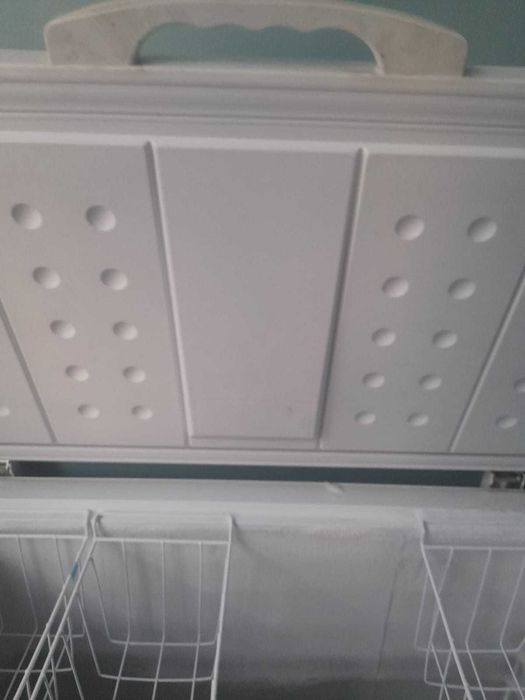 Продам Морозильник