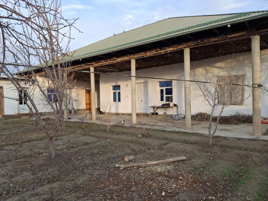 Uy sotiladi 40 yillikda