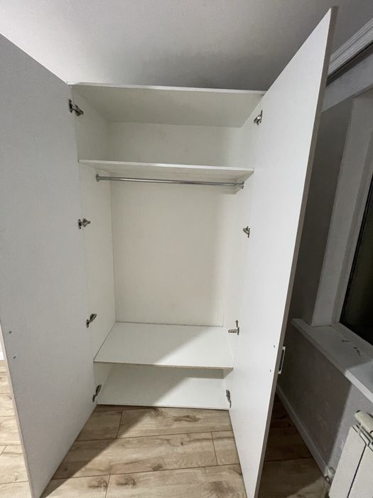Продам шкаф срочно