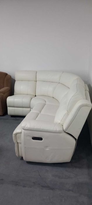 ПРОМОЦИЯ! Светло кремав ъглов диван с електрически релакс механизъм