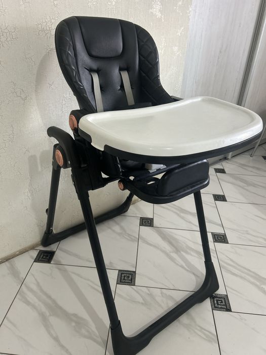 Стол для кормления