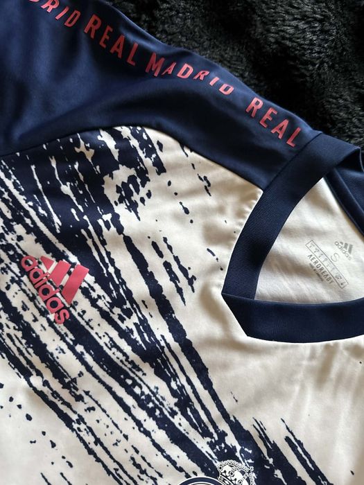 Мъжка тениска adidas