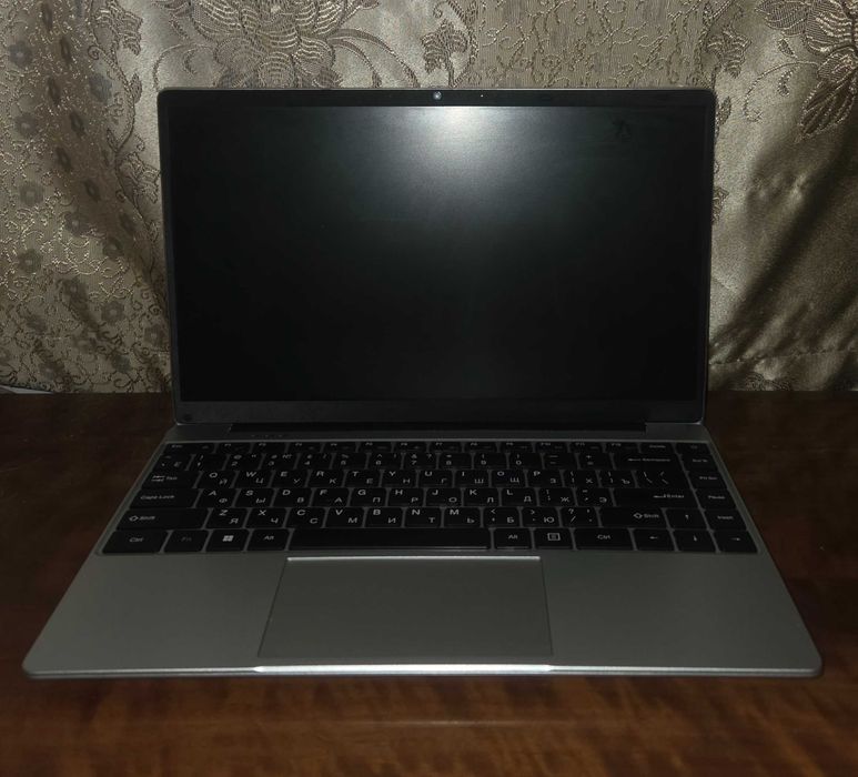 Продам ноутбук HYDRA