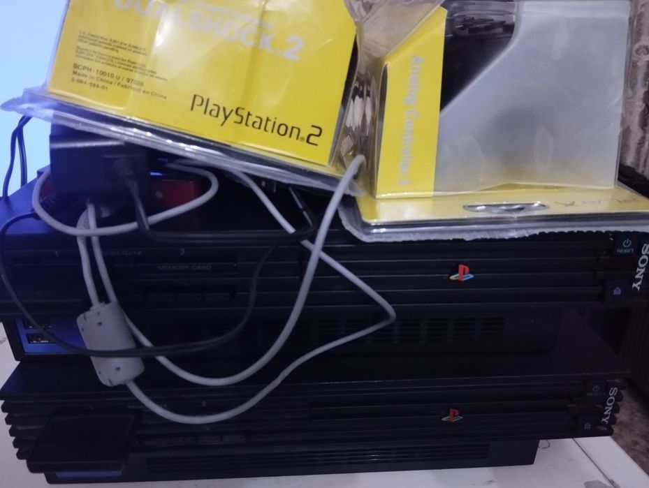 Игровые приставки Playstation 2 fat прошитые.