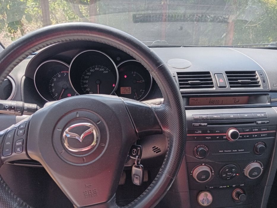 Mazda 3 1.6 бензин газ