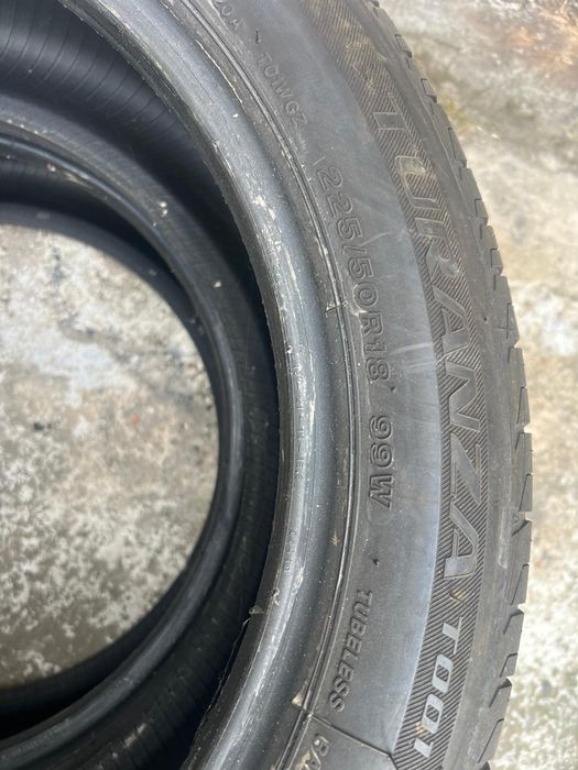 Anvelopele 225 50 18 vara Bridgestone