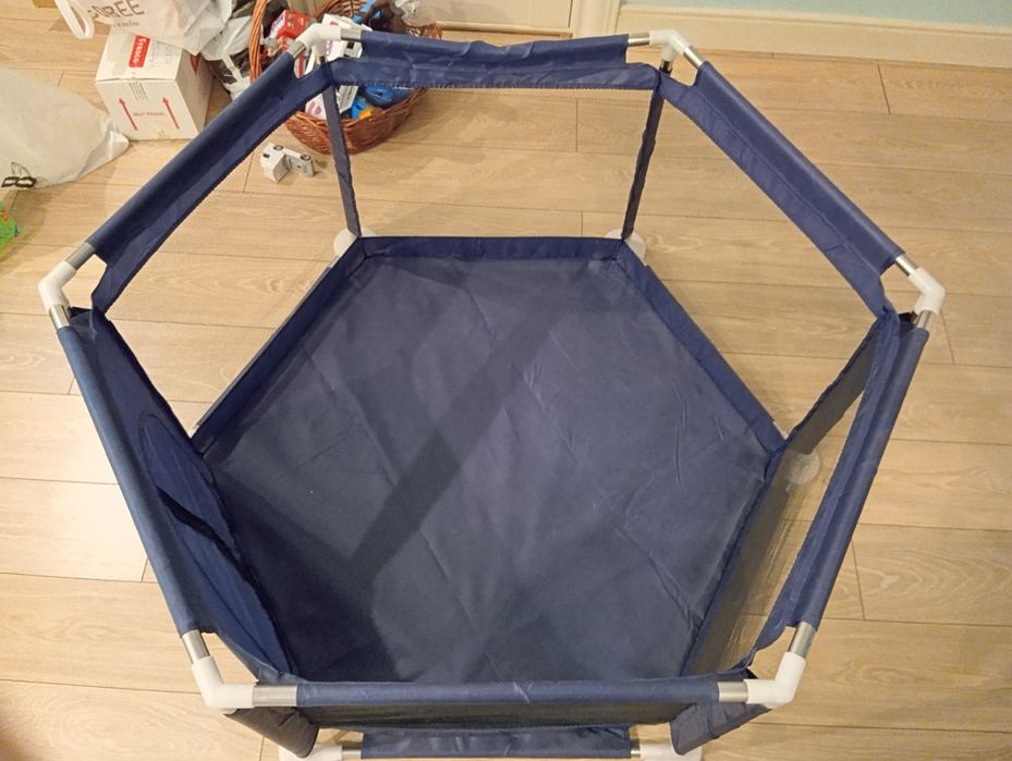 Манежка с шариками