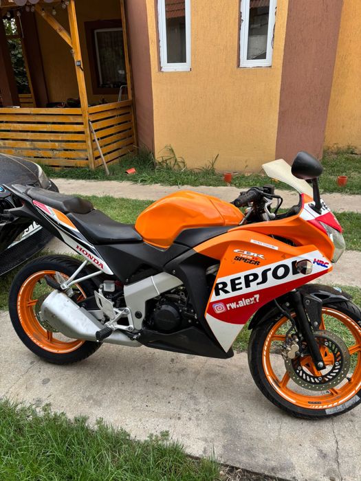 Honda Cbr 125r Repsol
