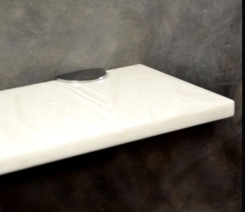 полка из камня искусственного