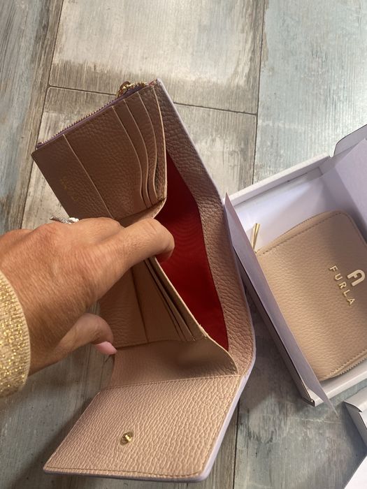 Дам. Портмоне Furla 130 лв