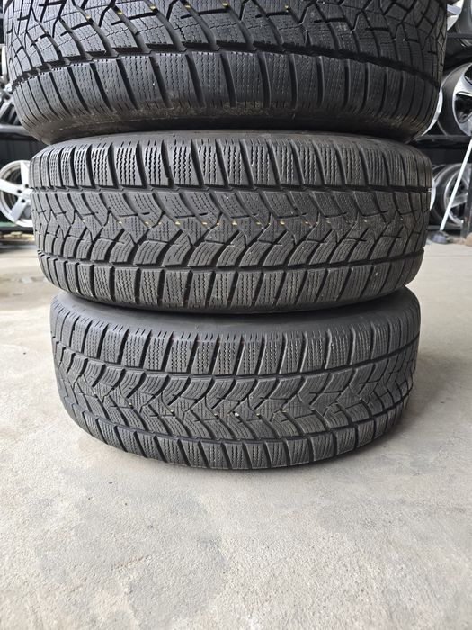 4 Броя 215/60/17 Dunlop 2x8,2mm 2x6mm 24dot