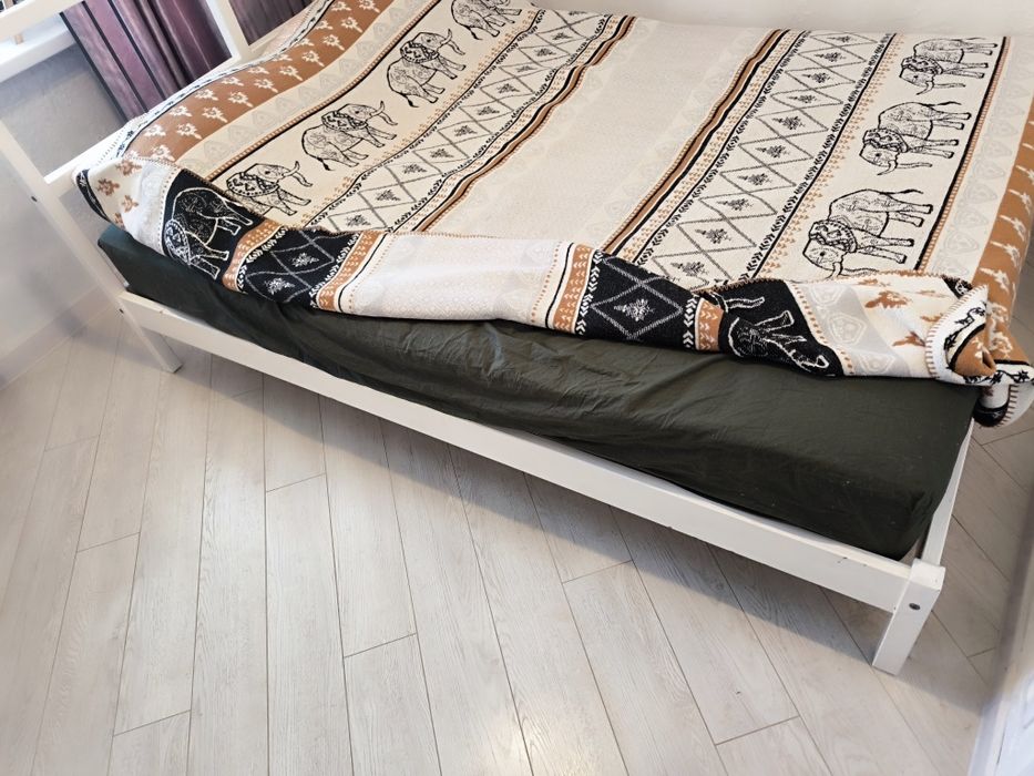 Кровать Икеа 140х200