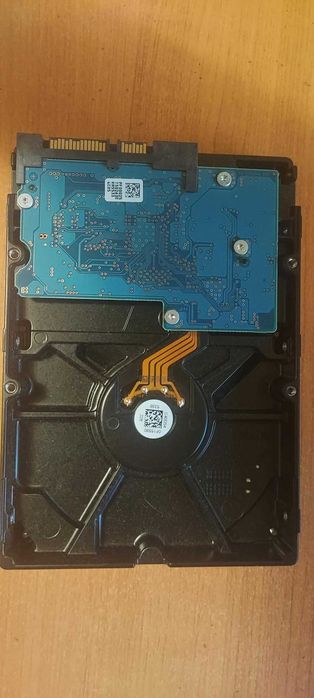 HDD Toshiba 1TB 7200 RPM SATA III impecabil 27*C temperatura de functionare.