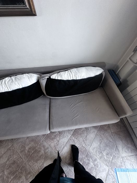 Бежов диван + масичка