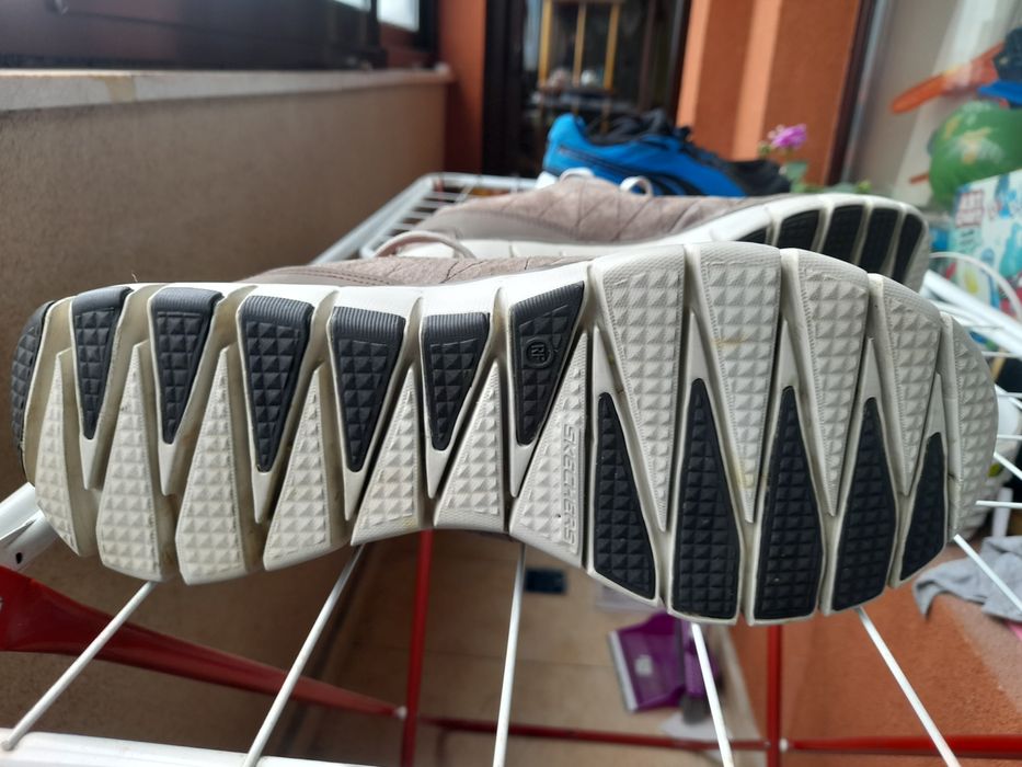 Маратонки Skechers Flex Gel  Номер 44 . Стелка 28,5 см.