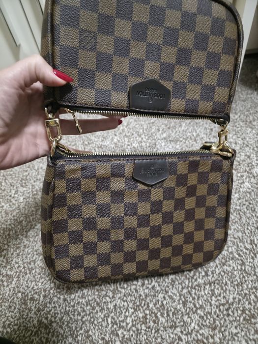 Кафяви дамски чанти