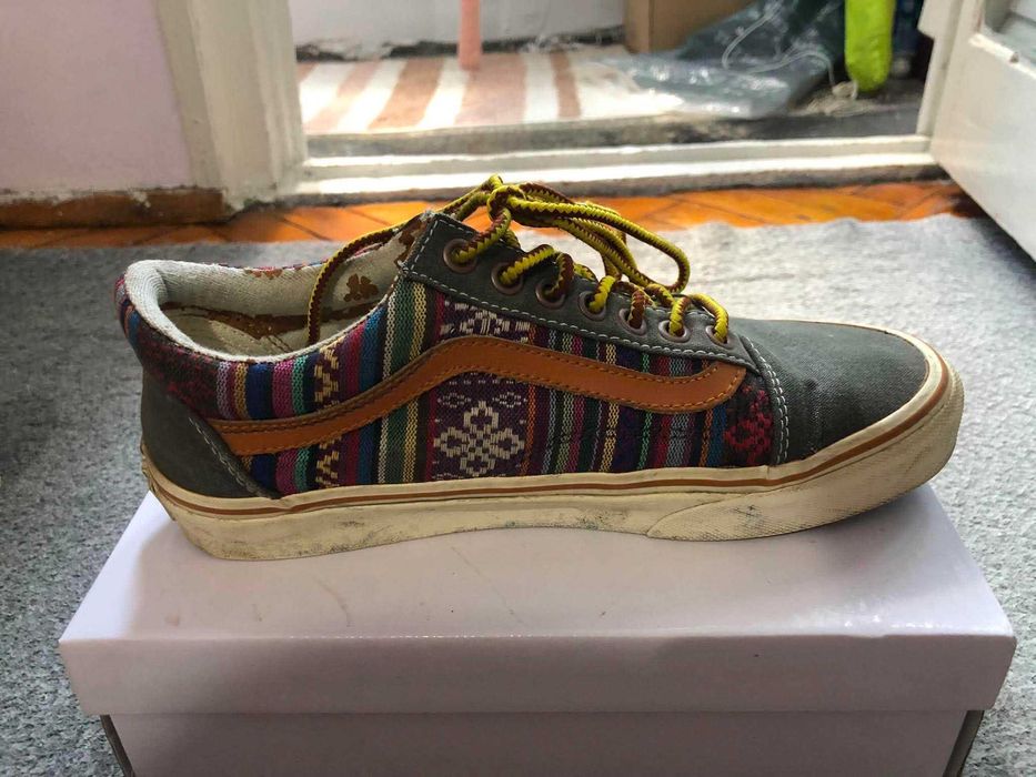 Легендарни Vans old school "Guate" 39, Vans old school 39 и Lanetti 43 обувки