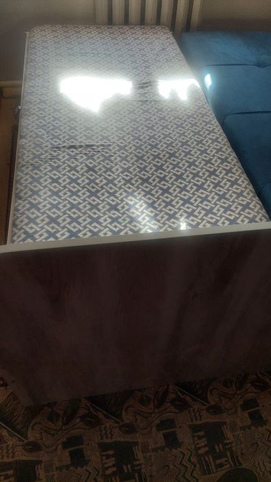 Кроват,диван сатылады 3,4 ай қолданылған