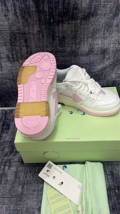 Off white out of office nr 36