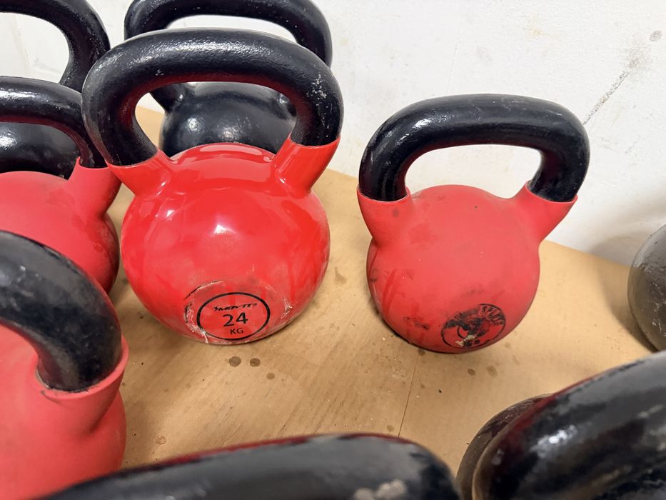Kettlebell fier 8 kg 12 kg 14 kg 16 kg 18 kg 20 kg 24 kg 26 kg 28 kg 30 kg