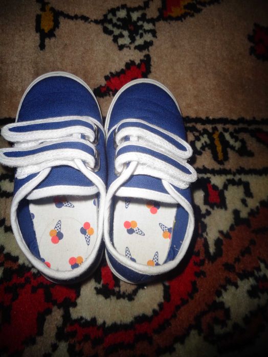 Vand tenisi de copii.