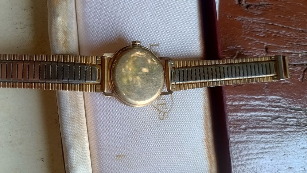 Ceas longines aur