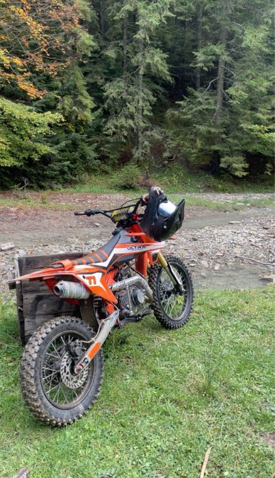 Se vinde cross 125cc 4t!!