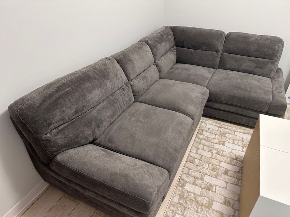 Coltar extensibil gri, stare impecabila